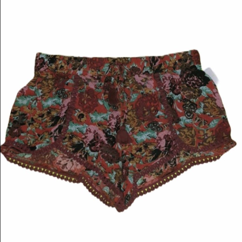 Ecote Shorts NWT